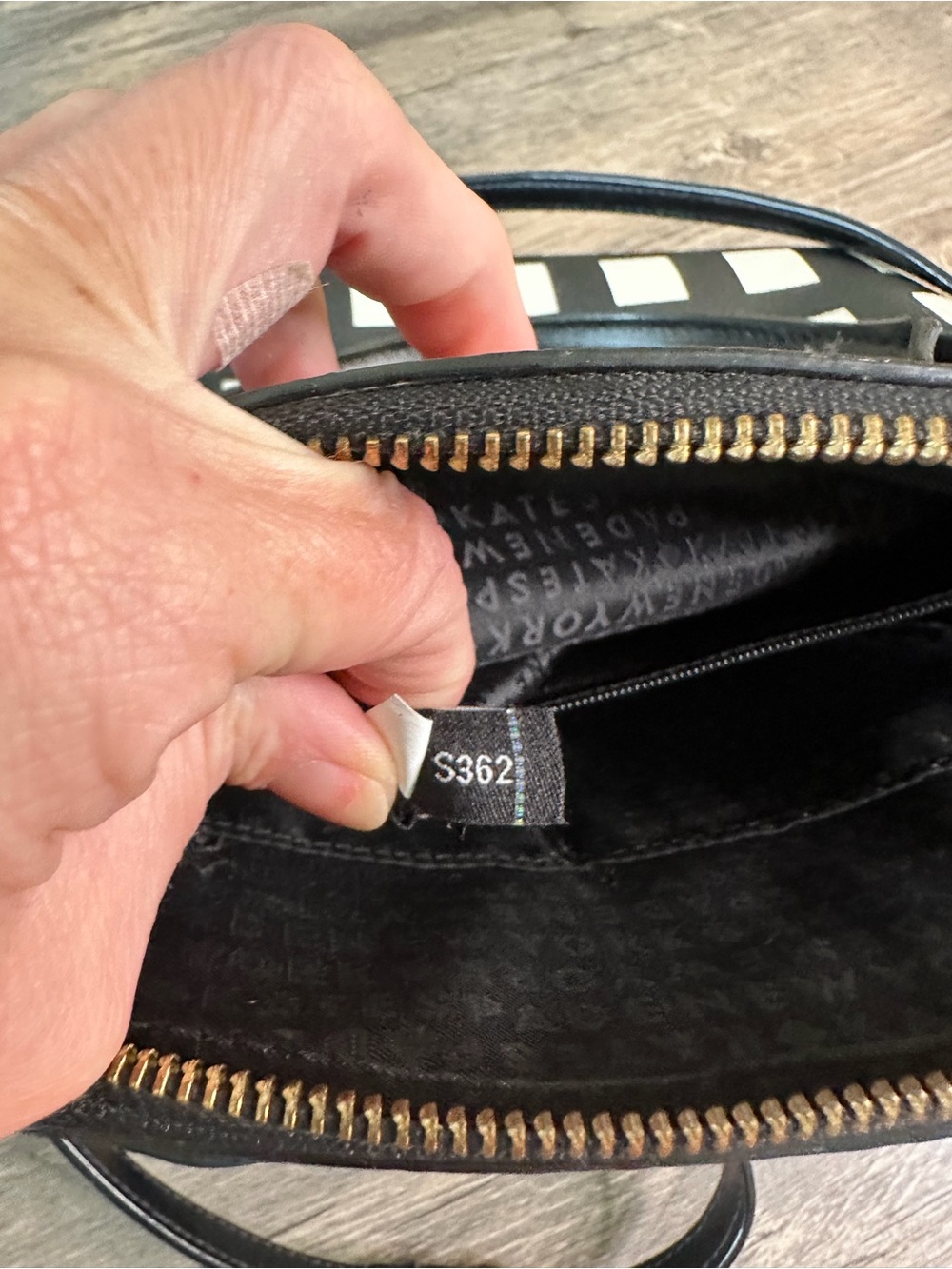Kate Spade Cedar Street Maise Black White Gingham Satchel Crossbody Bag EUC - Picture 3 of 7